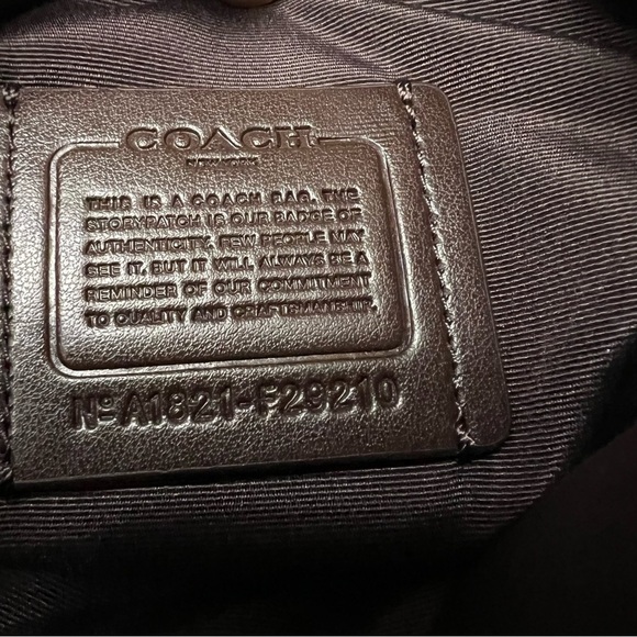 CoachCross Body Bag)F29210 Light Khaki X Chalk Signature Shoulder.NWOT - Picture 12 of 12